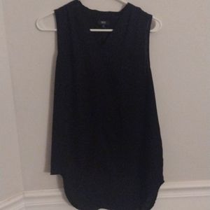 Black sleeveless shirt
